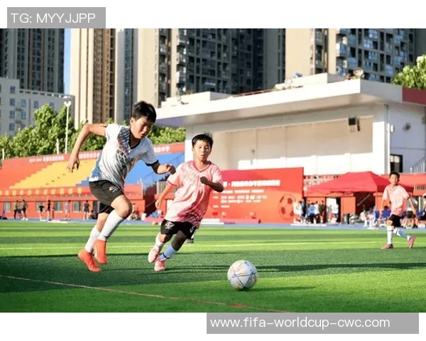 激情与梦想在绿茵场上交汇足球演讲比赛展现青春风采与团队精神